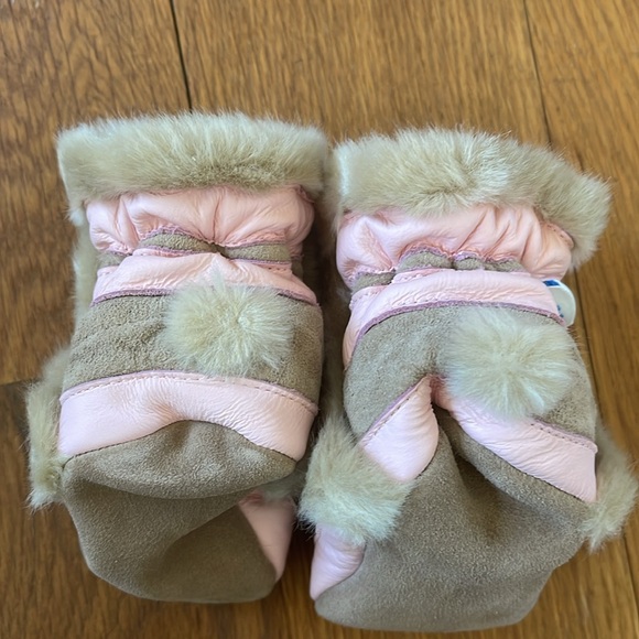 Baby Booties - Picture 4 of 4